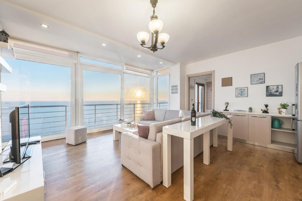 Blue Heaven -Full Sea View Brand New Apartment Durres Ngoại thất bức ảnh